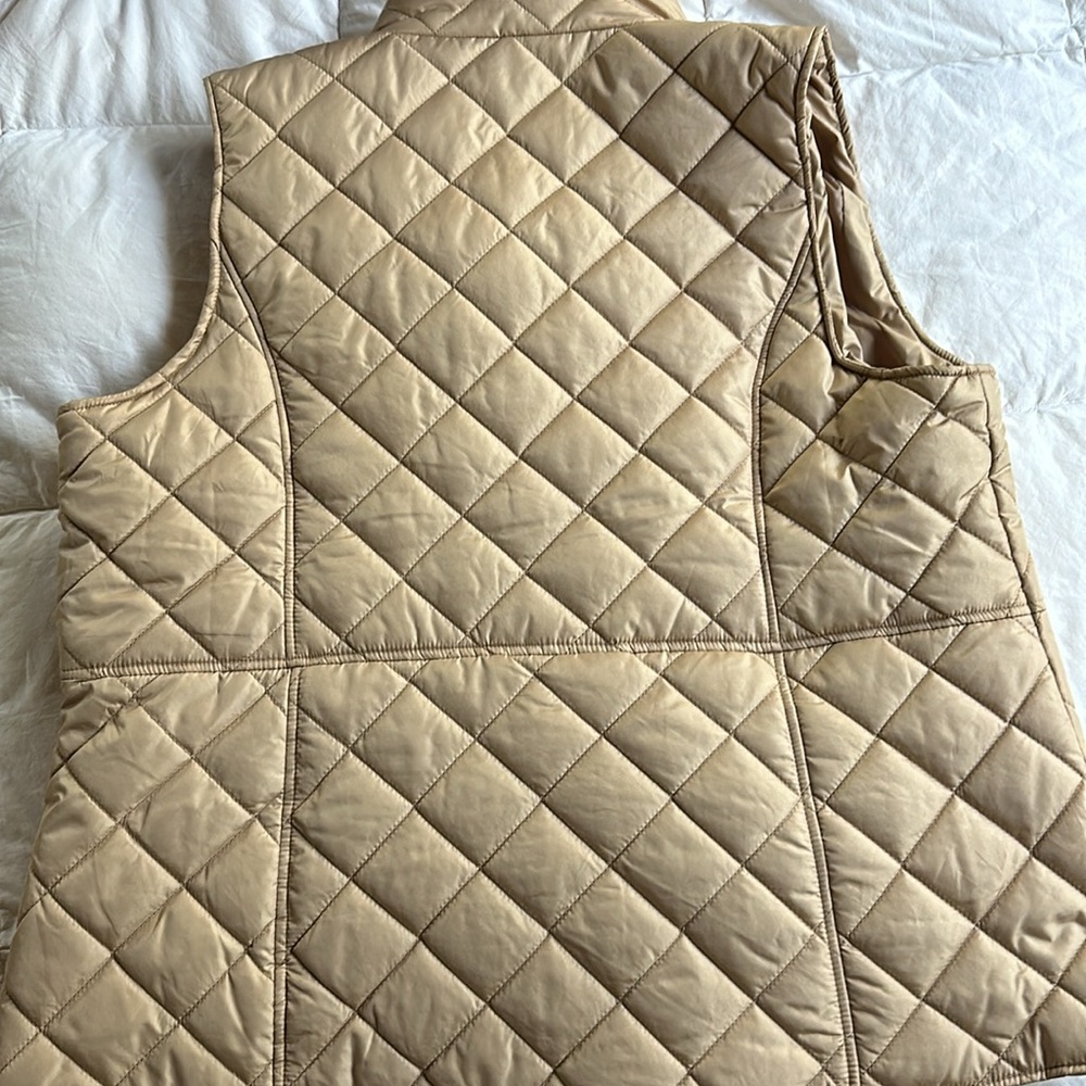 Kim Rogers gold vest - Picture 3 of 3